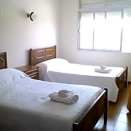 Hostal Restaurante Galicia Villardefrades ภายนอก รูปภาพ