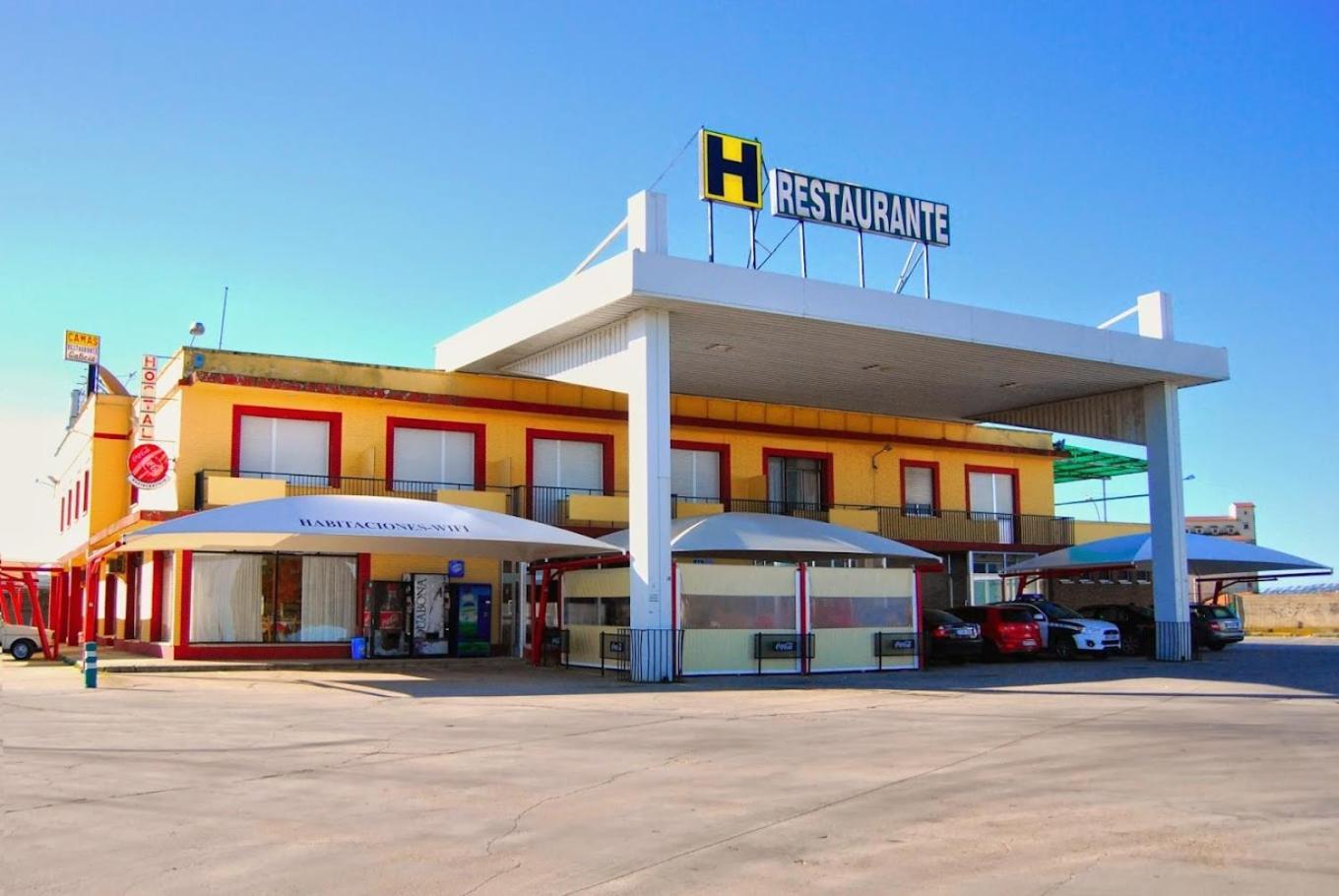Hostal Restaurante Galicia Villardefrades ภายนอก รูปภาพ